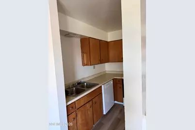 1375 Carlin Street #E, Reno, NV 89503 - Photo 6