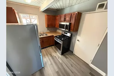 1490 E 10th Street, Reno, NV 89512 - Photo 10