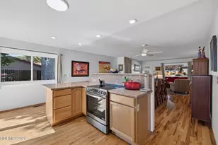 1430 Ebbetts Dr, Reno, NV 89503 - Photo 12