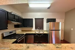 1319 Powell Ln, Reno, NV 89502 - Photo 4