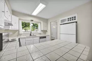541 Smithridge Park, Reno, NV 89502 - Photo 4