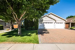 1482 Grendon Way, Gardnerville, NV 89410 - Photo 2