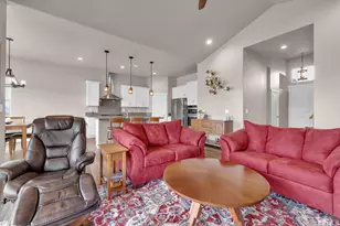 476 Dubois Ln, Genoa, NV 89411 - Photo 10