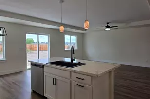 200 Pinion Pine Ct, Yerington, NV 89447 - Photo 6