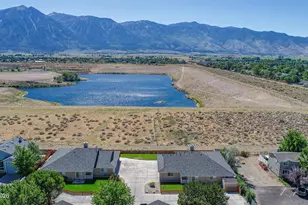 1286 Chardonnay Dr, Gardnerville, NV 89460 - Photo 2