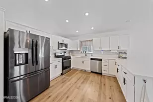 17321 Desert Lake Dr, Reno, NV 89508 - Photo 14