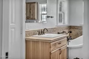 6454 Sierra Vista Ln, Carson City, NV 89701 - Photo 136