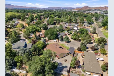 13090 Stoney Brook Court, Reno, NV 89511 - Photo 2