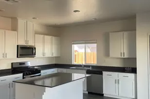 8931 Wolf Moon Dr, Reno, NV 89506 - Photo 2