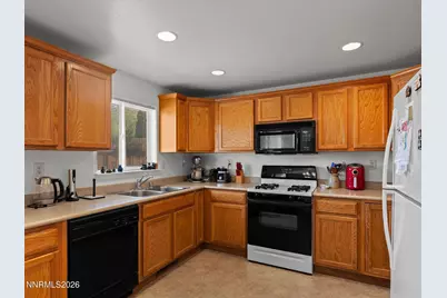 244 Walker Street, Gardnerville, NV 89410 - Photo 10