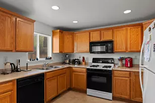 244 Walker St, Gardnerville, NV 89410 - Photo 10