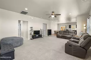 4541 Madison Rd, Fernley, NV 89408 - Photo 6