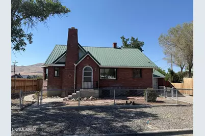 305 E 4th Street, Winnemucca, NV 89445 - Photo 1