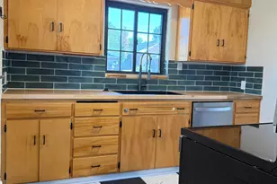 305 E 4th St, Winnemucca, NV 89445 - Photo 10