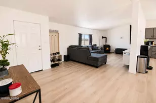 194 Julie Way, Dayton, NV 89403 - Photo 4