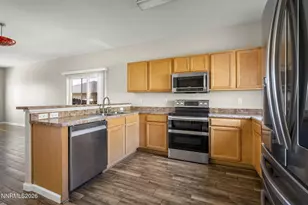 383 Orrcrest Dr, Reno, NV 89506 - Photo 12
