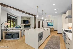33 Beach Club Dr, Stateline, NV 89449 - Photo 8