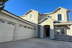 2810 Halo Dr, Sparks, NV 89436 - Photo 2