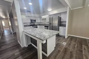 3715 Amber St, Silver Springs, NV 89429 - Photo 10