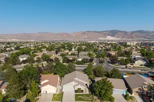 10636 Vista Bonita Ln, Reno, NV 89521 - Photo 2
