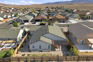 192 Walnut Ct, Fernley, NV 89408 - Photo 6