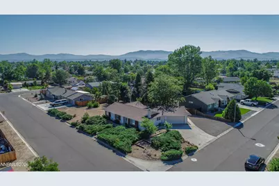 1257 Monarch Lane, Gardnerville, NV 89460 - Photo 4