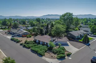 1257 Monarch Ln, Gardnerville, NV 89460 - Photo 4