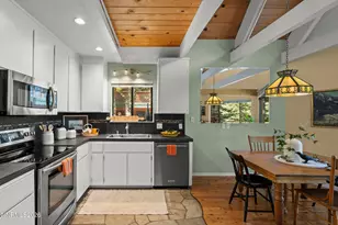860 Jennifer St, Incline Village, NV 89451 - Photo 10