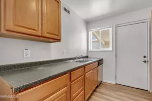 12362 Rocky Mountain St, Reno, NV 89506 - Photo 20