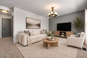 7539 Cezanne Ct, Sun Valley, NV 89433 - Photo 10