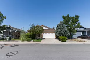 2125 Evergreen Park Dr, Reno, NV 89521 - Photo 2