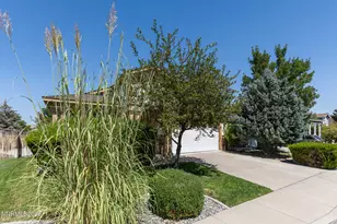 2125 Evergreen Park Dr, Reno, NV 89521 - Photo 4