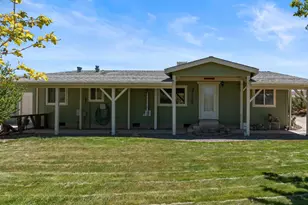 1165 Rancho Rd, Fernley, NV 89408 - Photo 6