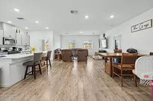 1040 Conifer Dr, Fallon, NV 89406 - Photo 2