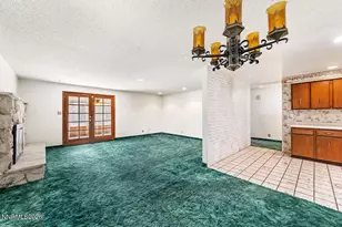 2880 Caballo Dr, Reno, NV 89502 - Photo 6