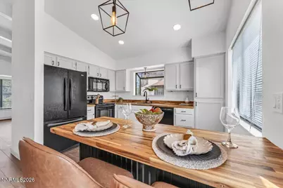504 Pebble Court, Dayton, NV 89403 - Photo 12