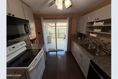 1607 London Circle, Sparks, NV 89431 - Photo 10