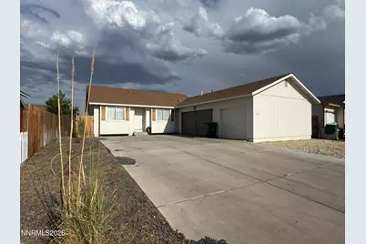 718 Hastings Way, Fernley, NV 89408 - Photo 1