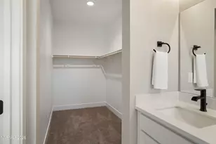 3826 Lakeside Dr, Reno, NV 89509 - Photo 38