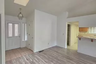 991 Sunnycrest Dr, Indian Hills, NV 89705 - Photo 6