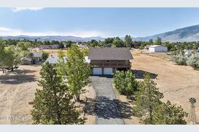 1101 Oro Way, Gardnerville, NV 89460 - Photo 2