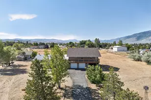 1101 Oro Way, Gardnerville, NV 89460 - Photo 2
