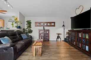 2910 Harding Cir, Reno, NV 89503 - Photo 8
