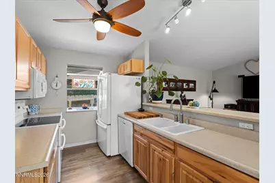 2910 Harding Circle, Reno, NV 89503 - Photo 14