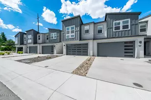 2620 Deweese Loop, Reno, NV 89509 - Photo 2