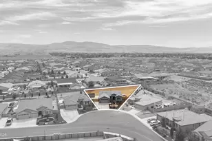 2070 Jordan Mdws Dr, Spanish Springs, NV 89441 - Photo 4