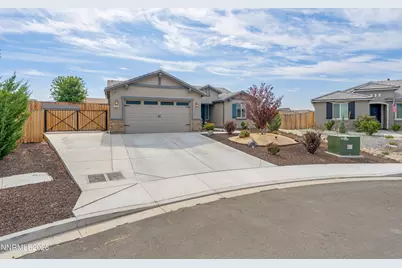2070 Jordan Mdws Drive, Spanish Springs, NV 89441 - Photo 2