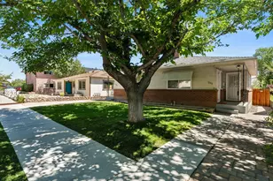 1220 Wright St, Reno, NV 89509 - Photo 2