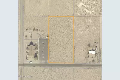 1090 E Green Avenue, Silver Springs, NV 89429 - Photo 2