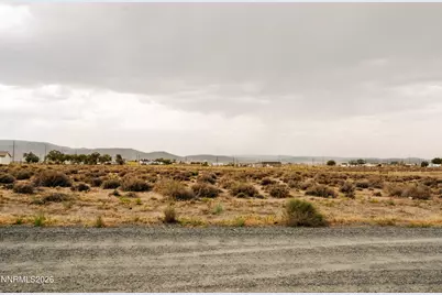 1090 E Green Avenue, Silver Springs, NV 89429 - Photo 20